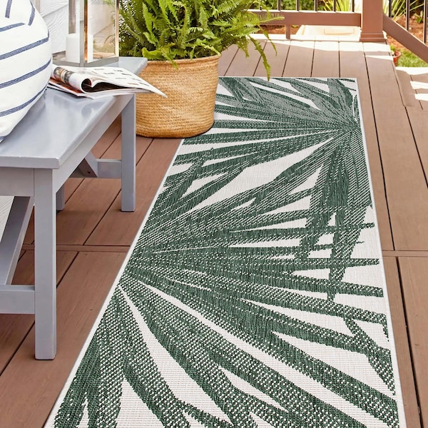 World Rug Gallery Tropical Leaves Nature Inspired Indoor/Outdoor Runner Rug 2' x 7' Green 4030GREEN2X7 - main